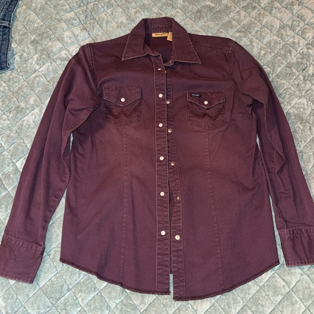 Women wrangler pearl snap top